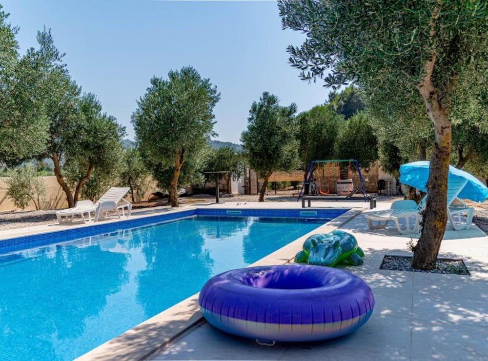 Natur Olive House Ston