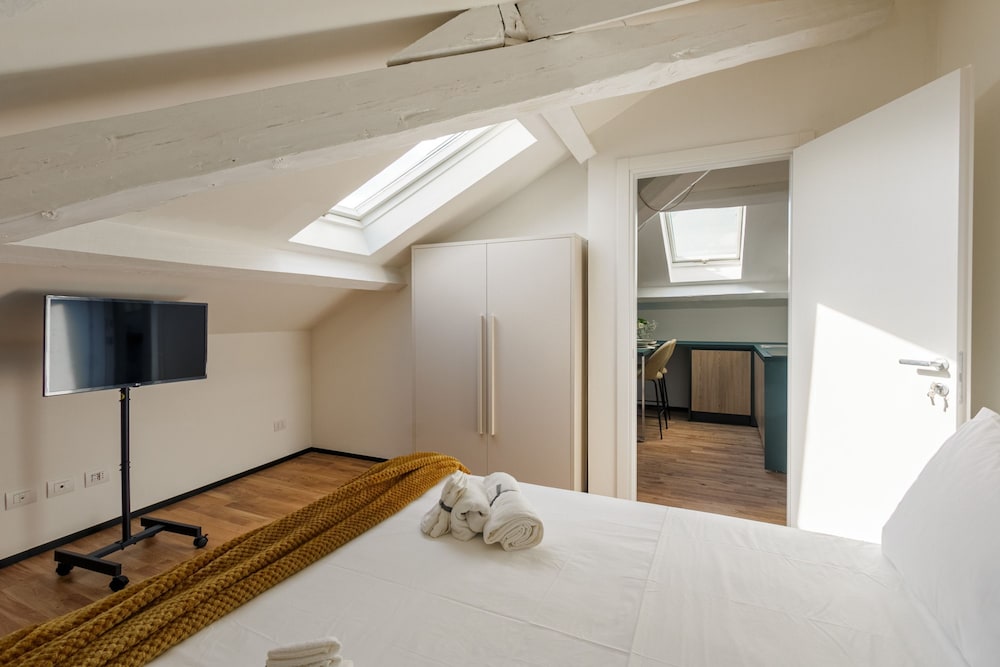 Palazzo Quantum 1 - Suite 7 2bdr Apartment Bovisa Area