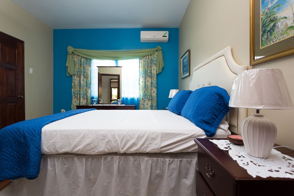 New Kingston Guest Apartment at Inglaterra III view 5