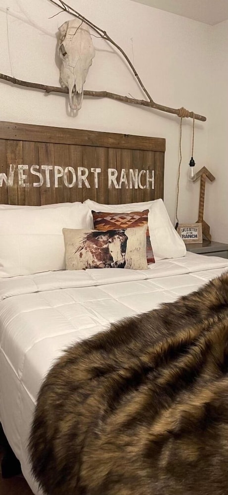 Westport Inn