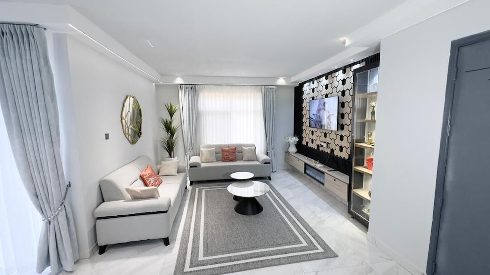 Diane Luxurious Homes