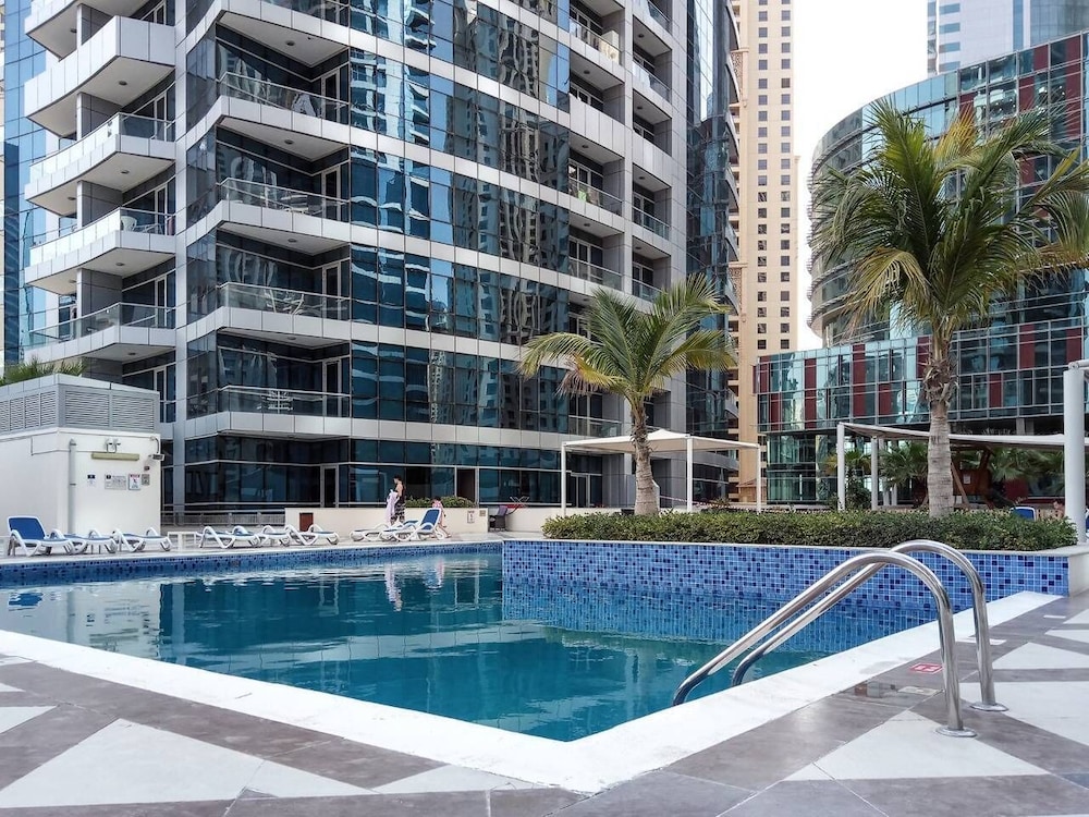 3BR Paradise for 8 With Spectacular Marina Views!