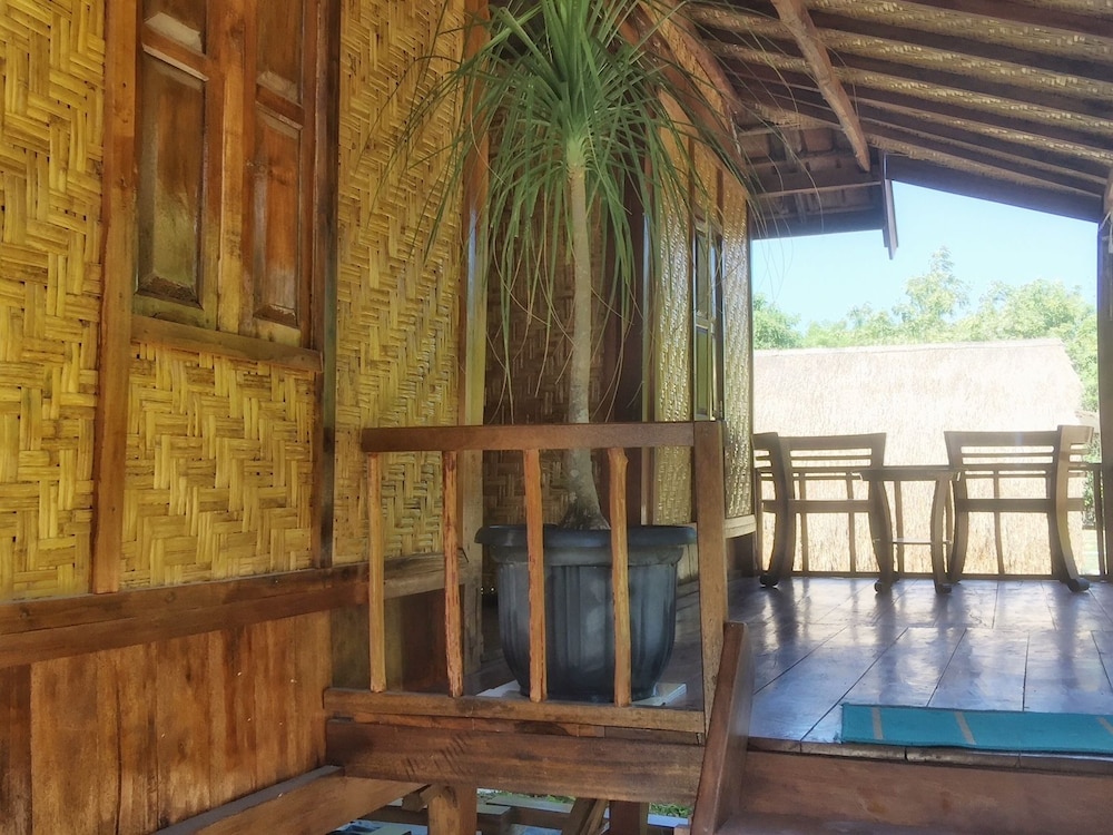 Maleo Moyo Seaside Resort