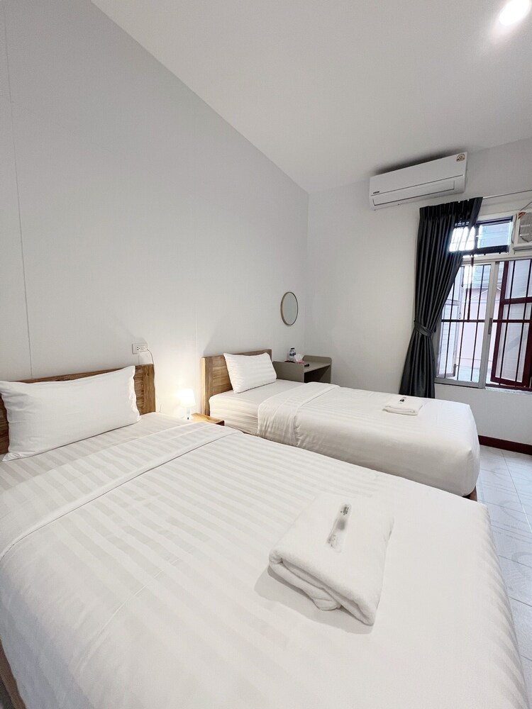 Ausamlor Guesthouse