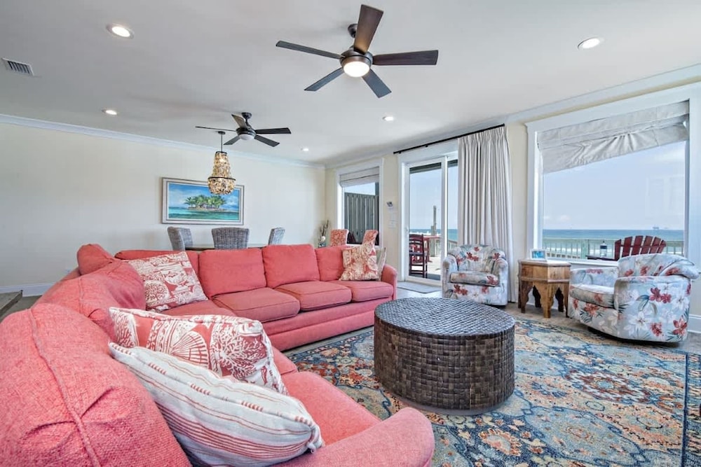 Beachfront 5bed Easybreezy West