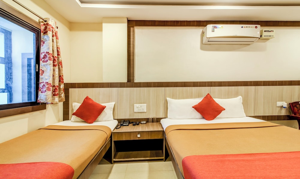 Hotel Neem Tree