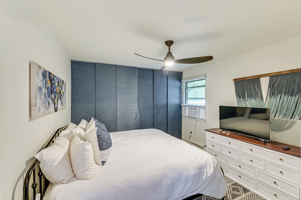 Pool & Marina Access: Lewes Home w/ Fenced Yard!