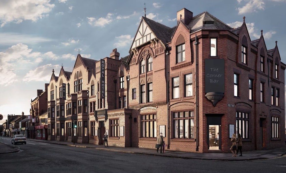Crewe Vacations - The Royal Hotel Crewe, A BRILLIANT Collection - Property Image 1