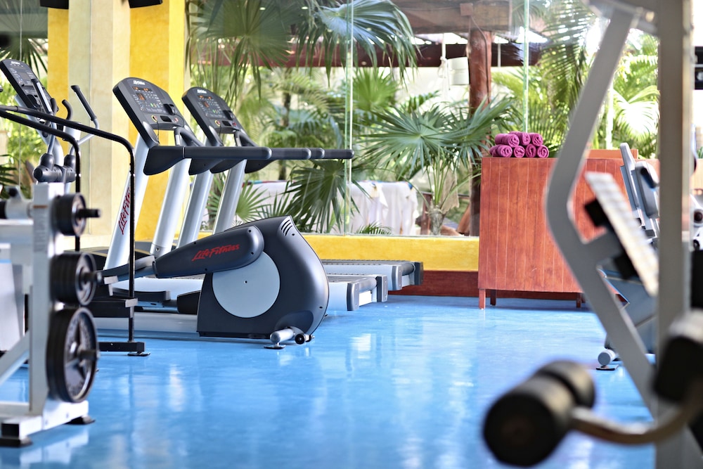 Bahia Principe Vacation Rentals - Four-Bedroom House