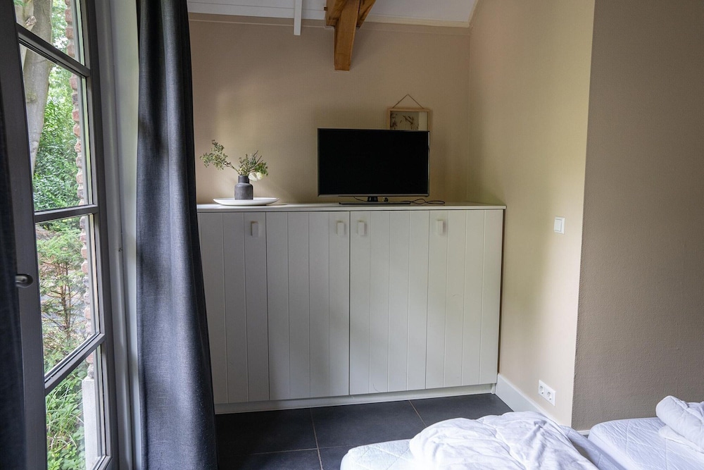 Farmhouse in Veluwe With Sauna and Nature Views