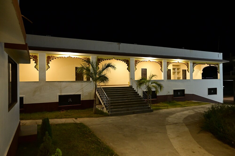 Vijayam Resort