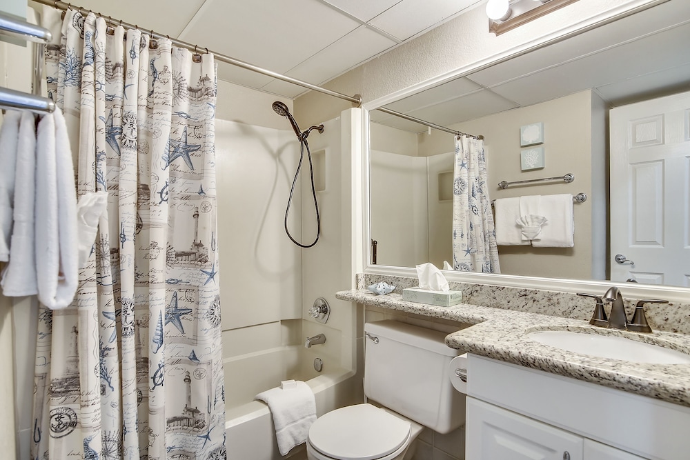 Casa Del Mar Beach Suites by AB Sea Resorts