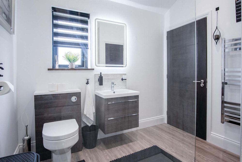 The Shed - 1 Bedroom - Cosheston