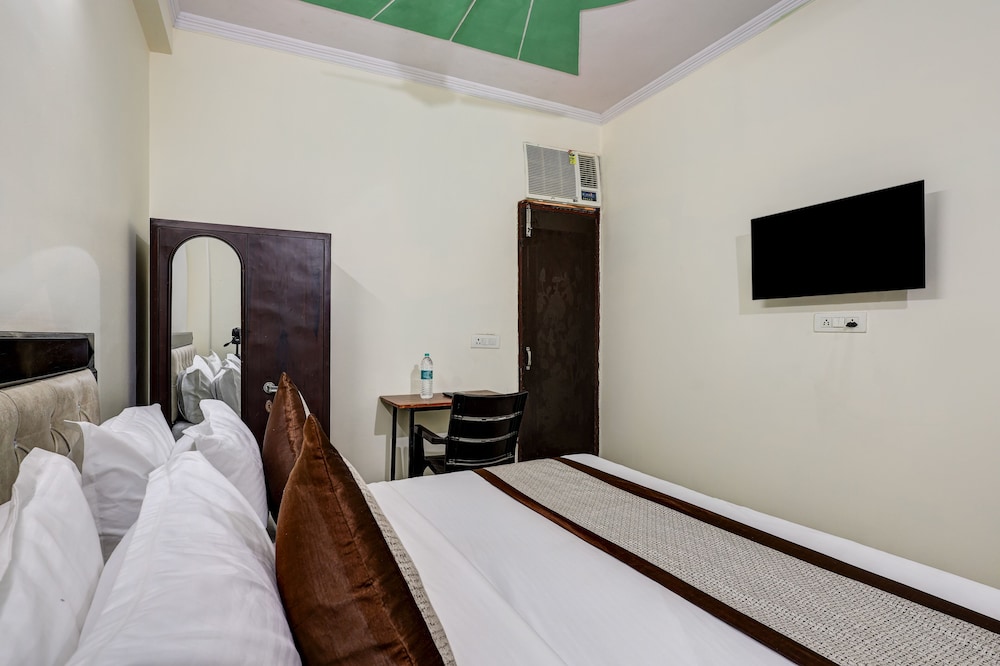 Hotel Sunshine By The Premium Villa