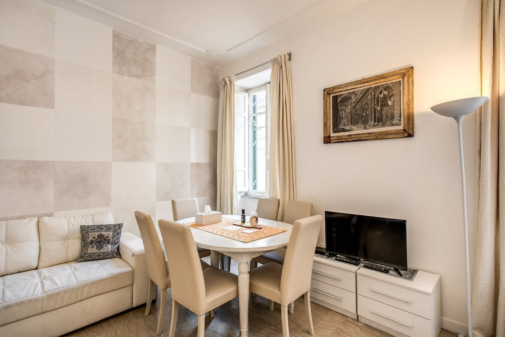 Colonna Suite Luxury - Via del Corso Big Apartment