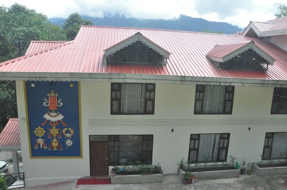 Kunden Fortune Resort Gangtok Near MG Marg