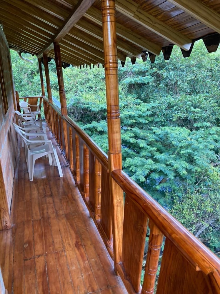 Vista Hermosa
