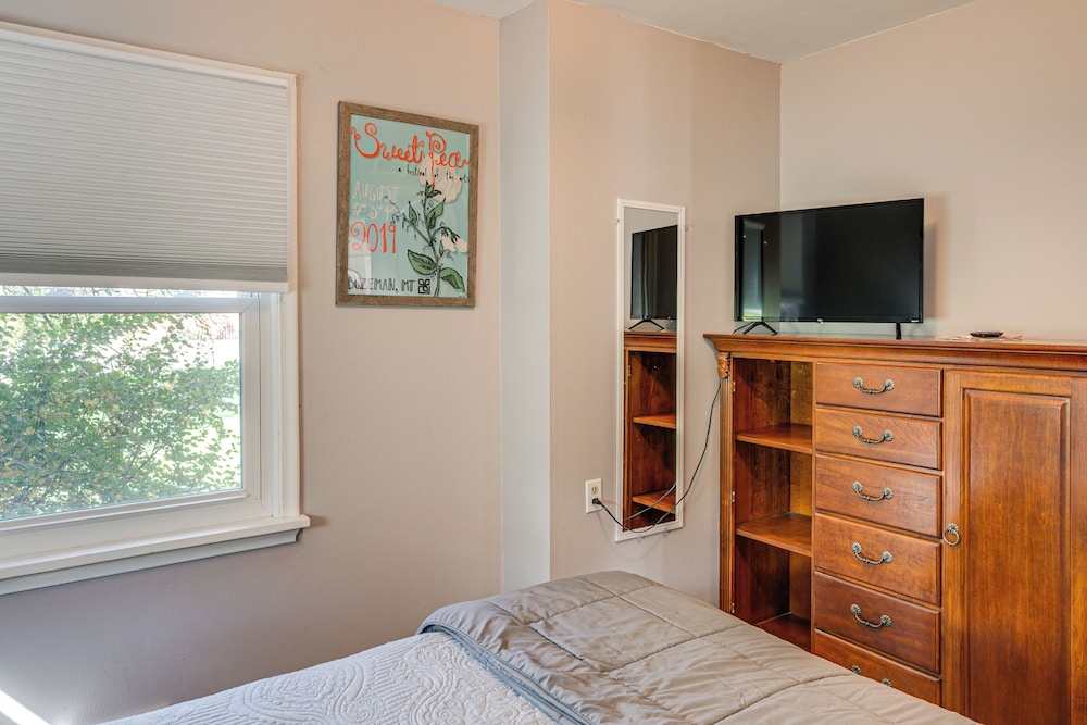 Fishing & Skiing Base! Residential Bozeman Escape
