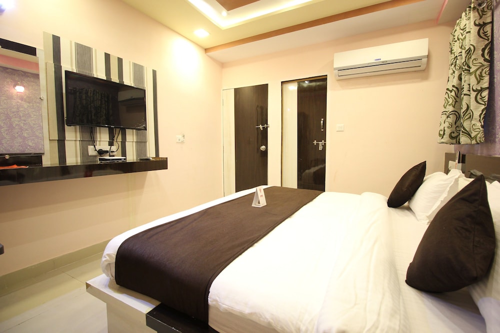OYO 6478 Hotel Green Land