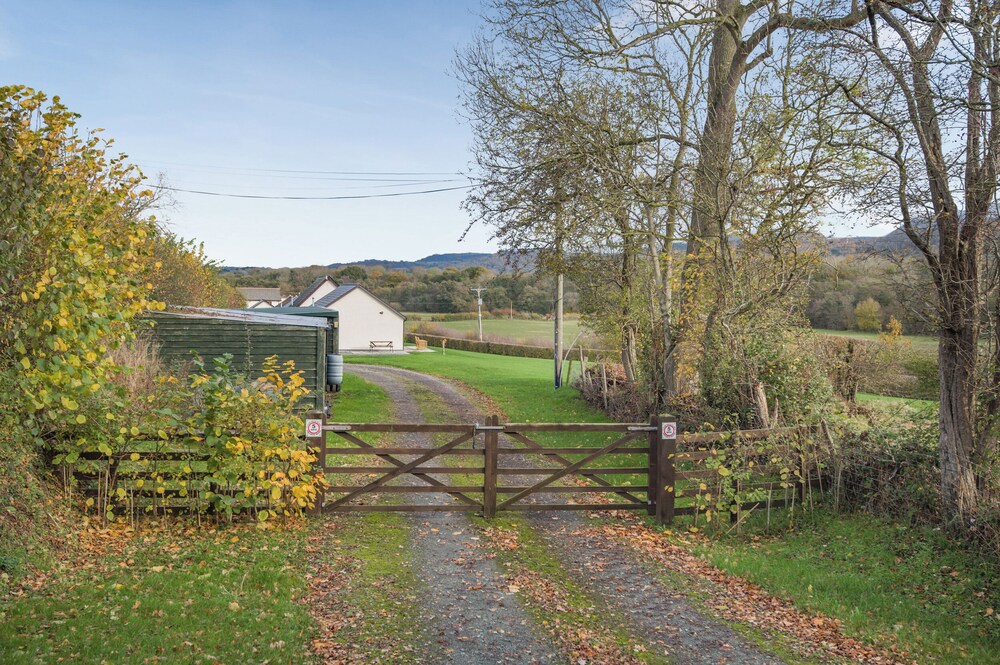 Country Cottage