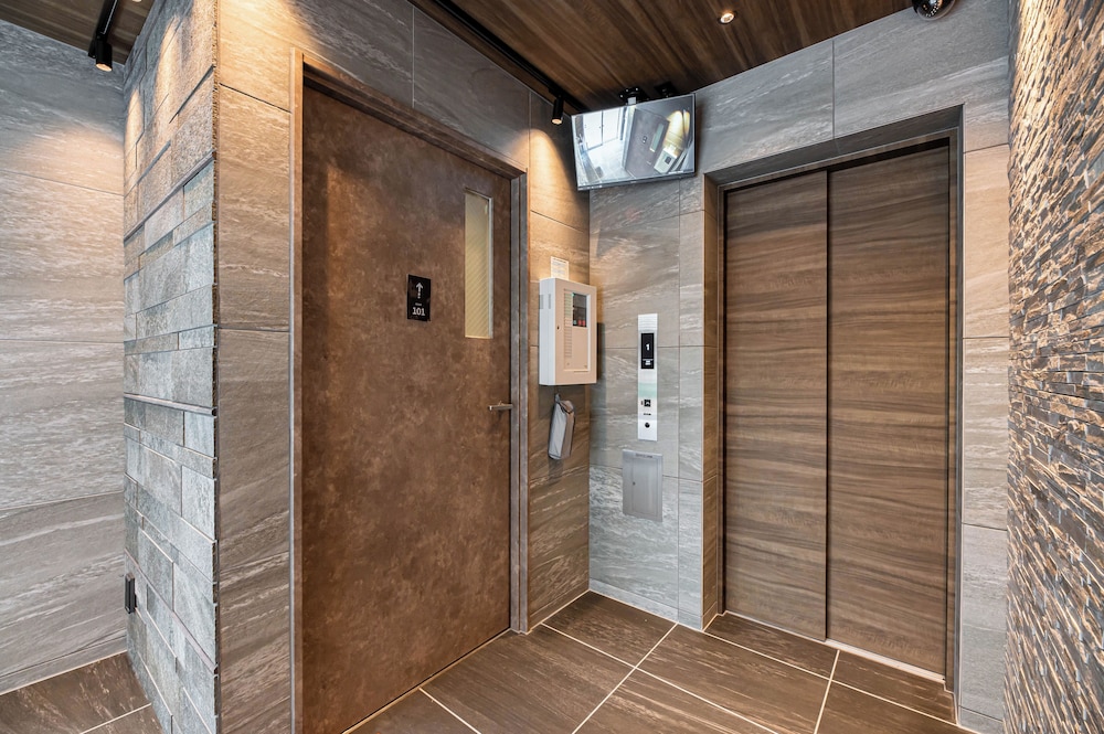 Axion Hotels Tenjin