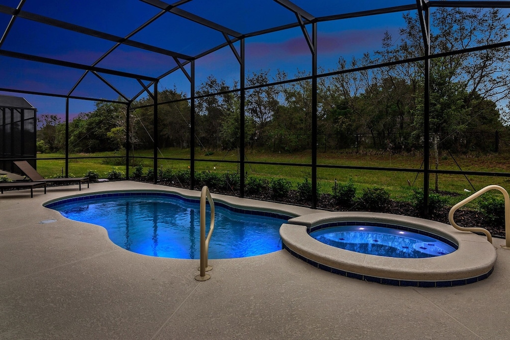5264oba- Solterra Gated Resort 7 Bedroom Home