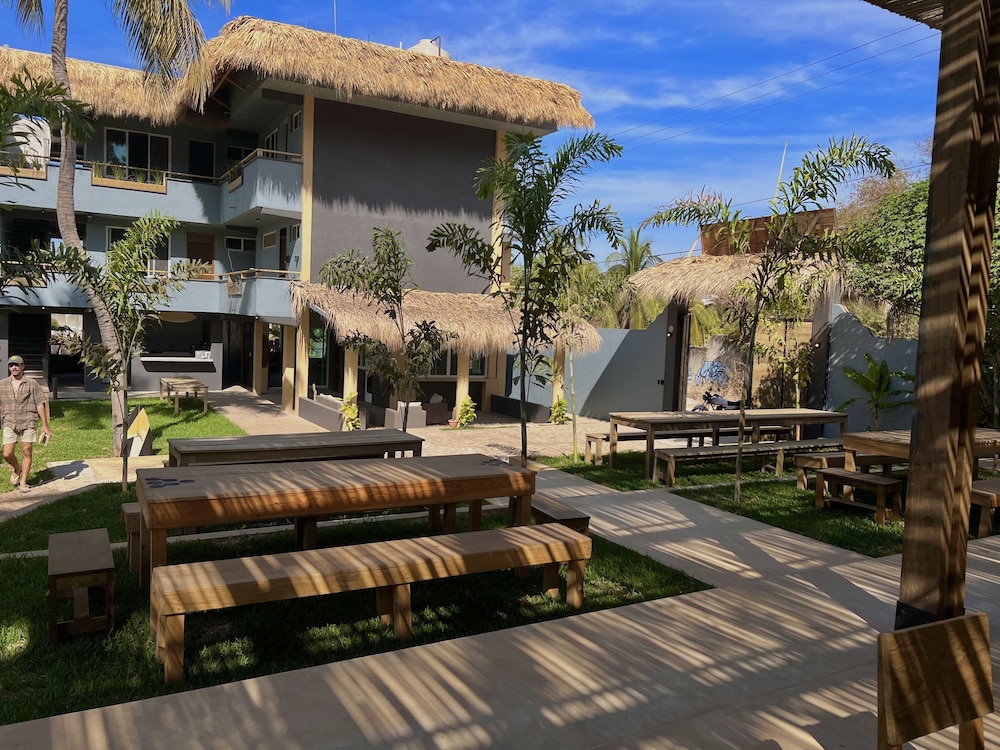Straw Hat Surf Hostel view 2