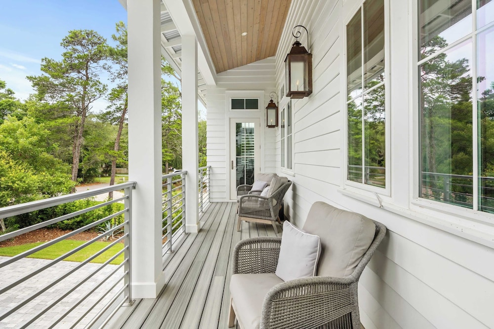 30A Beach Bliss by Avantstay Golf Cart + Luxury Private Pool
