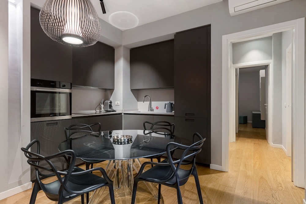 Caldarese Apartment With Balcony by Wonderful Italy
