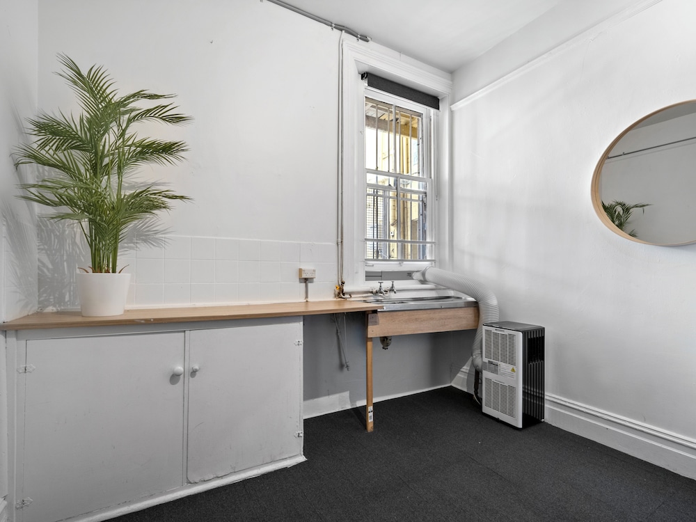 Potts Point Vacations - Azzurro Pod Hotel Potts Point - Property Image 18