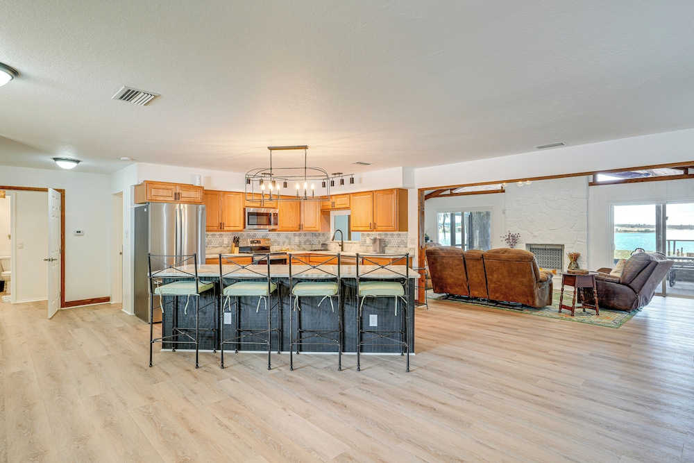 Waterfront Home on Crooked Lake w/ Game Room! - Property Image 26