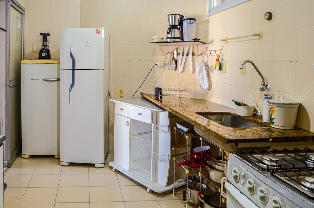 3-B Ap in Condo W/pool, 600m From the Beach Cee202