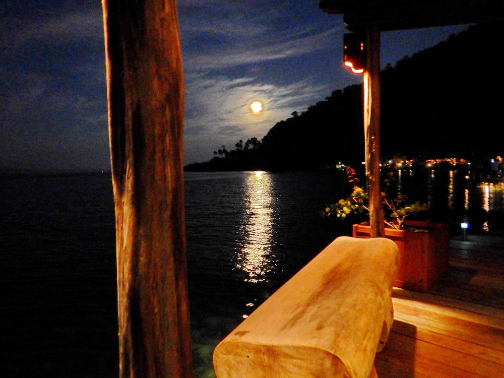 Raja Ampat Dive Lodge