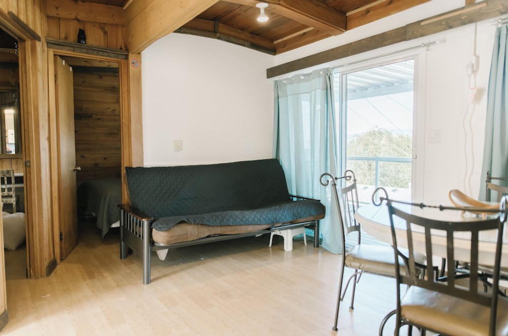 Peachland Beach Resort