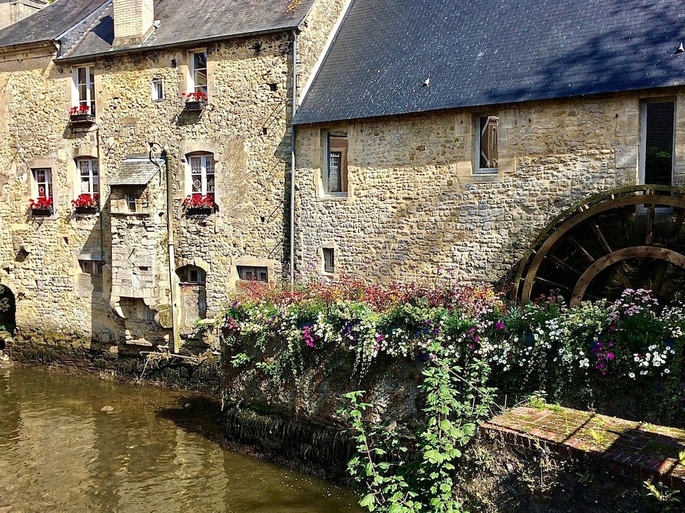 Apartment in Bayeux Near D-day Beaches
