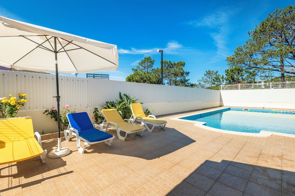 Solar do Castelo Villa with Pool