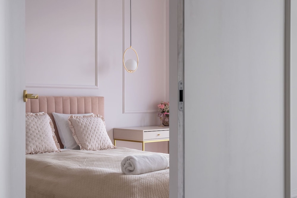 RentPlanet - Apartamenty Quorum