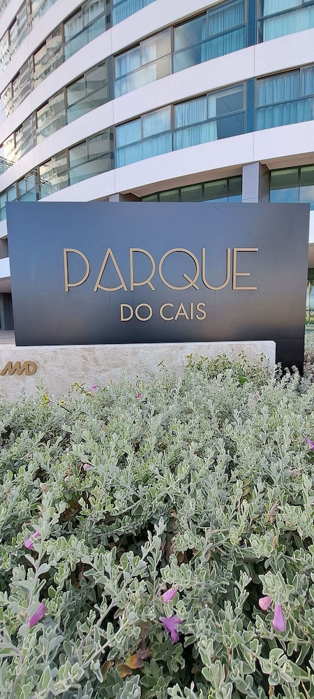 Flats no Parque do Cais Recife