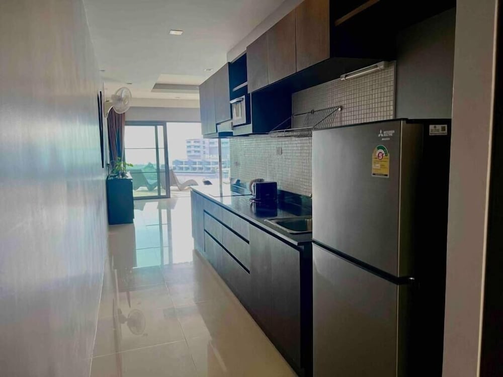 Sea View Suite Pool Access C81