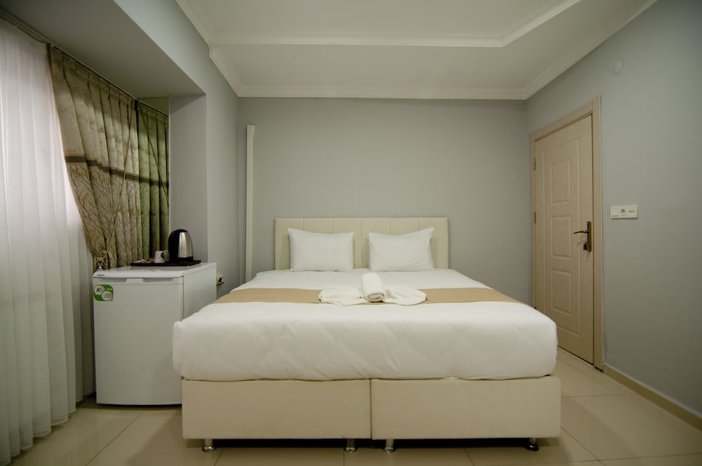 Istanbul Palace Otel - Image 25