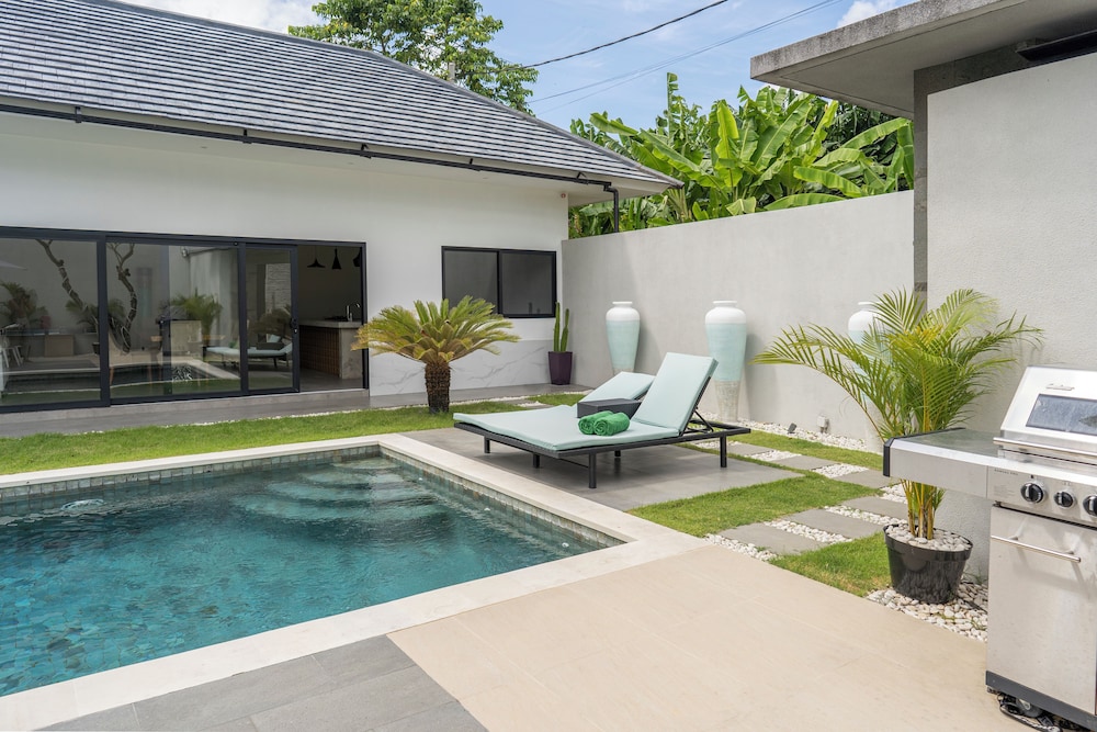 Lotus - 3-Bedroom Villa