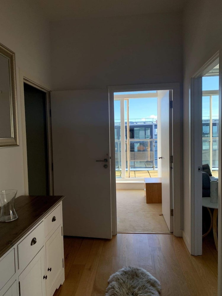 Stylish 2 Bedroom Apartment
