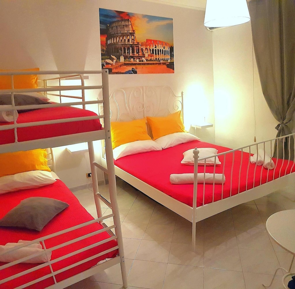 Rhome Sweet Rhome Suite