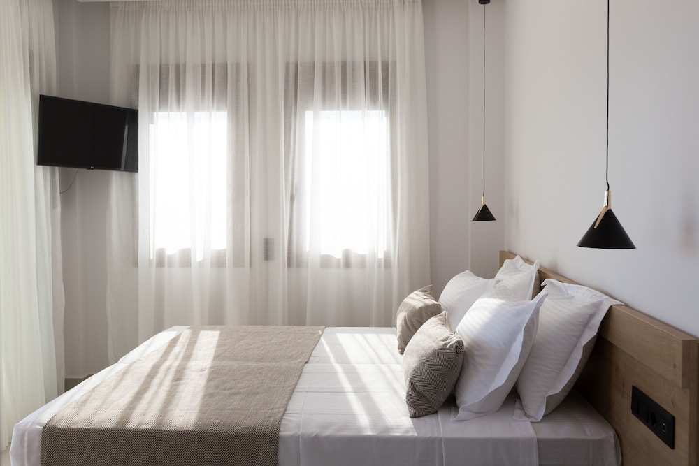 Villa Santa Irini 2 - With Heated Pool
