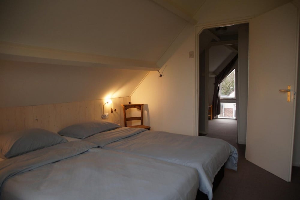 Holiday Home in Noordwijkerhout With Garden