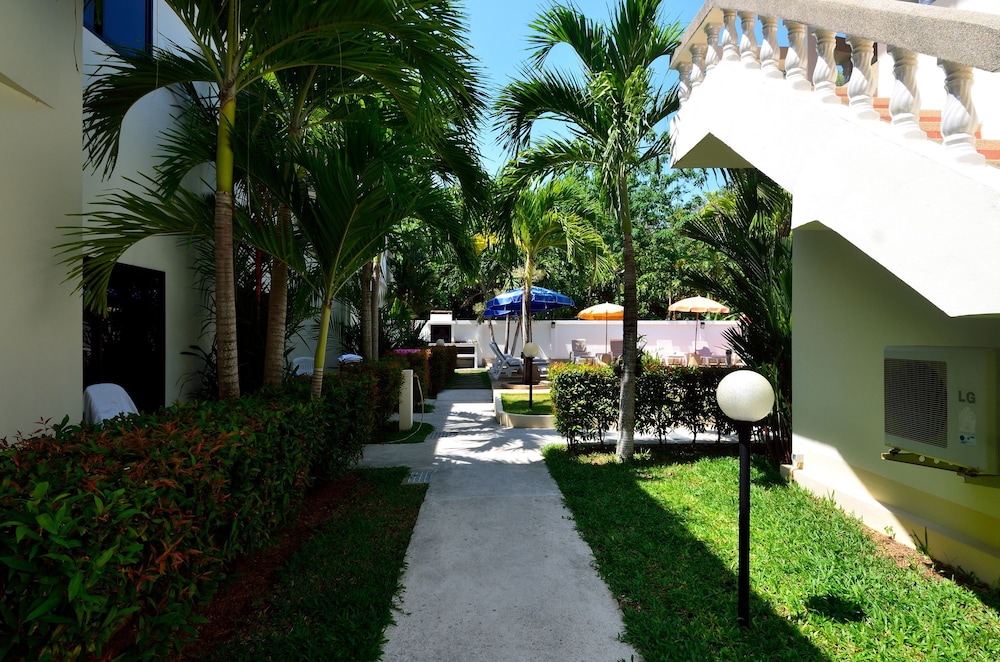 Phuket Riviera Villas