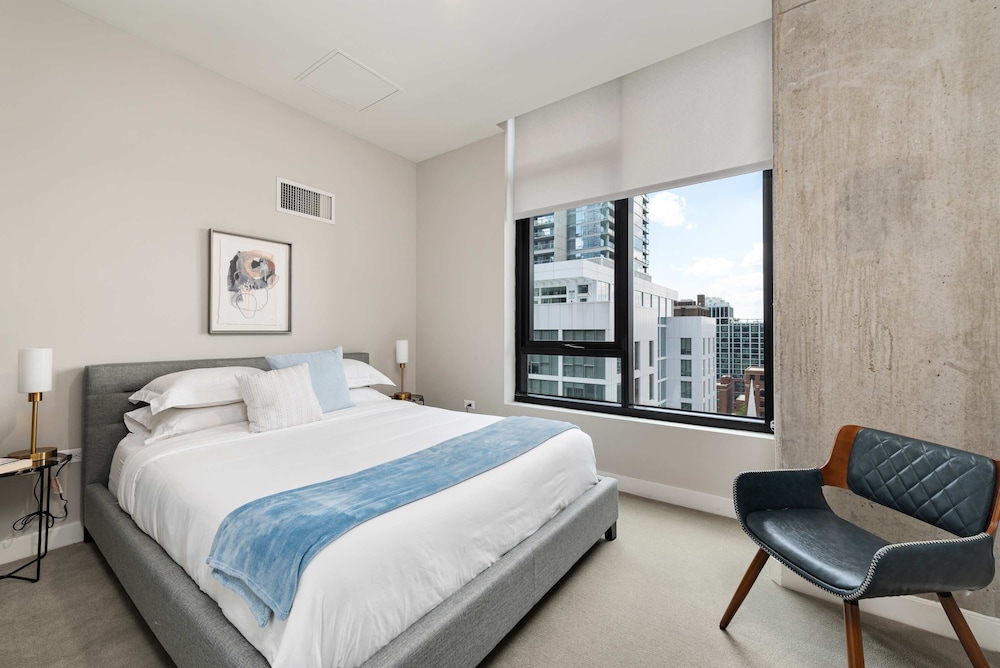 Gold Coast Group Stay 2 Modern 2BR Apartments