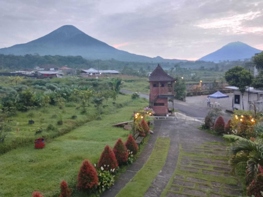 Jawa Dwipa Villa