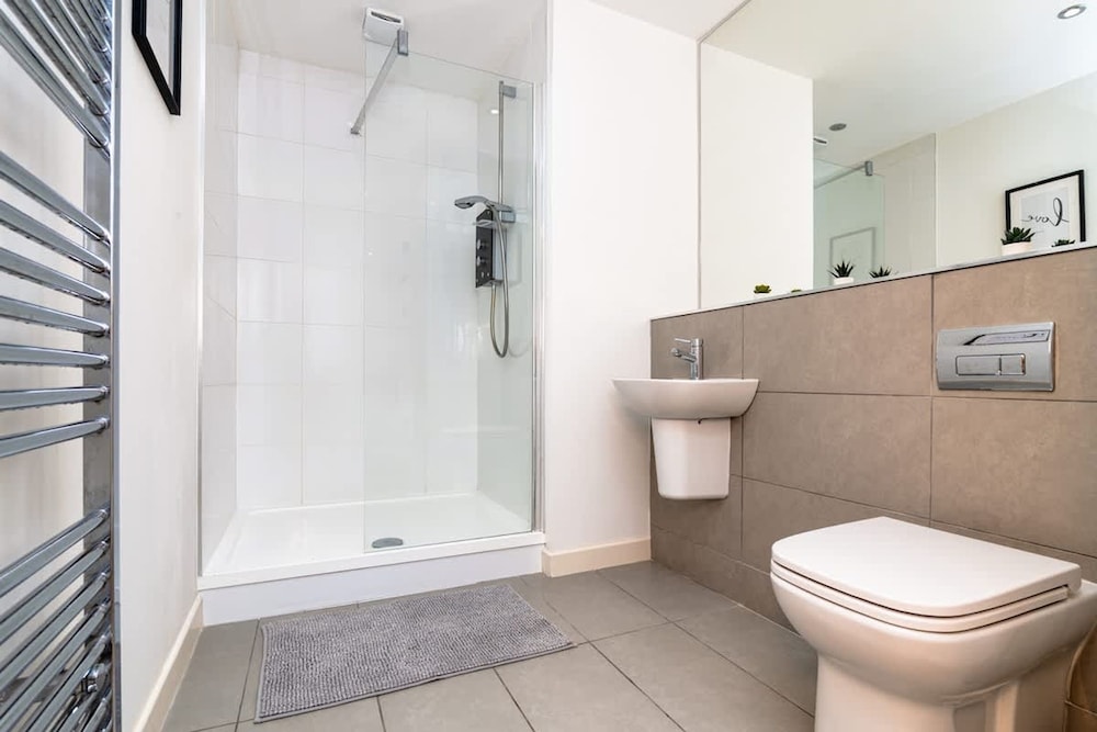 2bed Ground Floor-free Parking