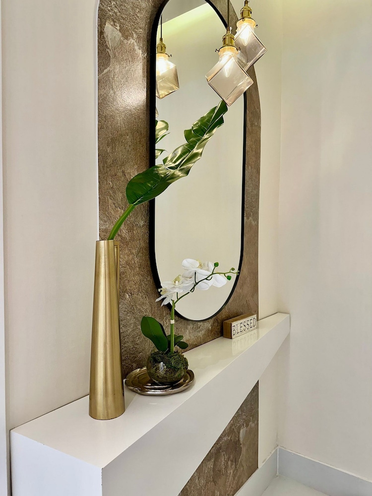Shalom Residences By YellowKey